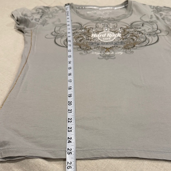 Hard Rock Cafe Graphic Gray Women's Tee - Picture 4 of 7